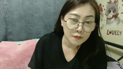 Bella online show from March 1, 2025, 12:45 pm