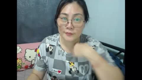 Bella online show from June 12, 2026, 8:13 am