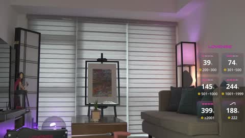 Belle Adrienne  IG  online show from February 5, 2025, 1:37 am