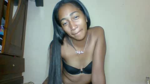 Snapshot of belle_annah chatting on May 1, 2026, 1:43 am belle_annah online show from May 1, 2026, 1:43 am