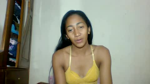 Snapshot of belle_annah chatting on June 28, 2026, 4:07 am belle_annah online show from June 28, 2026, 4:07 am
