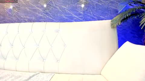 Snapshot of belle_emmanuelle chatting on June 29, 2026, 7:36 pm Karah online show from June 29, 2026, 7:36 pm