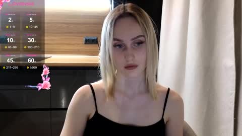 Snapshot of belle_vill chatting on April 1, 2026, 6:05 pm Belle online show from April 1, 2026, 6:05 pm
