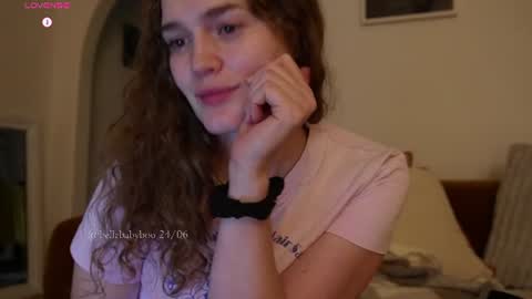 Snapshot of bellebabyboo chatting on June 26, 2026, 5:06 pm BELLE online show from June 26, 2026, 5:06 pm
