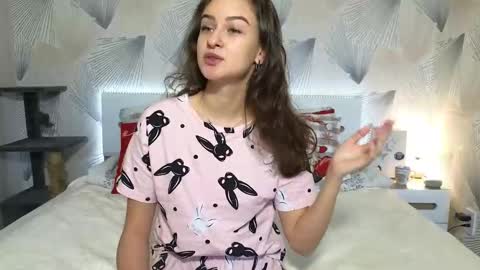 BelleWild online show from January 14, 2026, 6:08 am