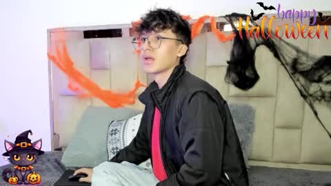 Neon online show from October 24, 2025, 11:28 am