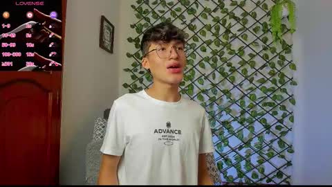 Neon online show from November 24, 2025, 11:21 am