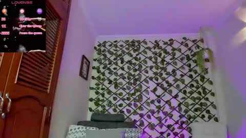 Neon online show from December 20, 2025, 11:17 am