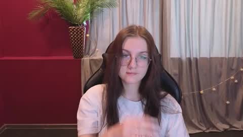 Snapshot of bemine_bemine chatting on March 5, 2026, 1:23 am bemine_bemine online show from March 5, 2026, 1:23 am