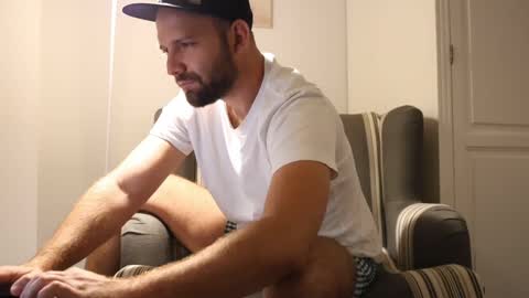 Snapshot of ben_nm chatting on September 14, 2025, 8:30 pm Ben N. online show from September 14, 2025, 8:30 pm