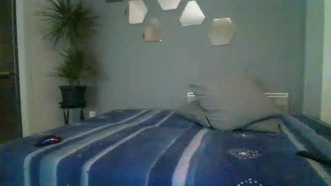 benbare13 online show from January 26, 2025, 7:41 pm