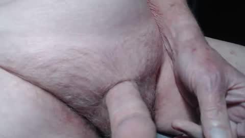 Snapshot of bender41 chatting on October 5, 2025, 4:11 am bender41 online show from October 5, 2025, 4:11 am