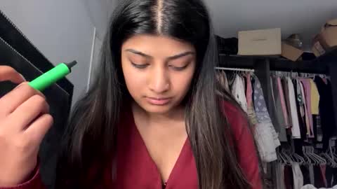 bengalibaddie7_x online show from May 11, 2026, 8:28 pm