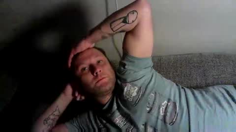 benizio online show from September 28, 2025, 9:53 pm