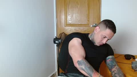 benjamin_isaac online show from February 27, 2025, 12:21 am