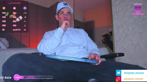 BENJAMIN online show from November 23, 2025, 7:57 pm