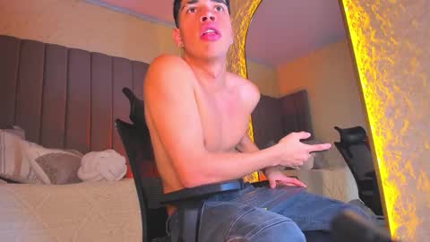 BENJAMIN online show from December 3, 2025, 4:20 am