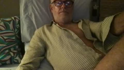 Snapshot of benlamat chatting on May 12, 2026, 11:57 pm Hot Ben online show from May 12, 2026, 11:57 pm