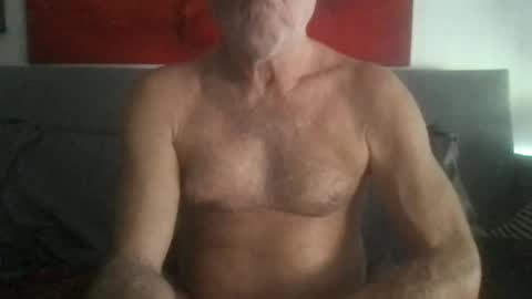 Snapshot of benlamat chatting on May 15, 2026, 12:56 pm Hot Ben online show from May 15, 2026, 12:56 pm
