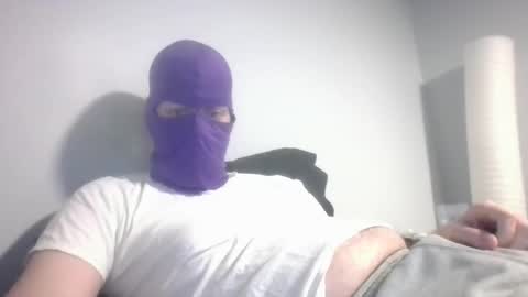 bennybueno online show from March 2, 2026, 4:14 am