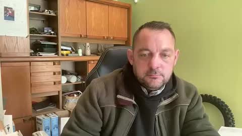 Snapshot of benochau chatting on March 26, 2026, 1:49 pm benochau online show from March 26, 2026, 1:49 pm