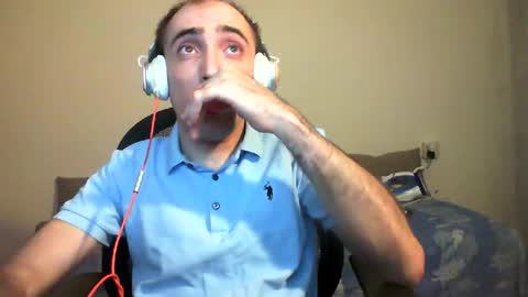 Snapshot of bentish chatting on November 7, 2025, 2:50 pm bentish online show from November 7, 2025, 2:50 pm