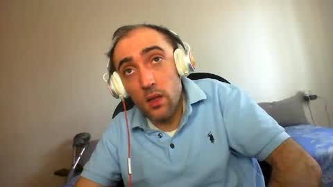 Snapshot of bentish chatting on December 1, 2025, 8:30 am bentish online show from December 1, 2025, 8:30 am