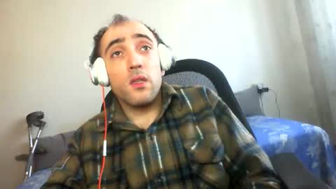 Snapshot of bentish chatting on December 14, 2025, 9:36 am bentish online show from December 14, 2025, 9:36 am