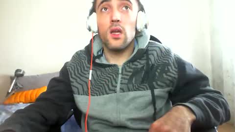 Snapshot of bentish chatting on December 21, 2025, 10:11 am bentish online show from December 21, 2025, 10:11 am