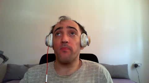 Snapshot of bentish chatting on June 22, 2026, 8:00 am bentish online show from June 22, 2026, 8:00 am