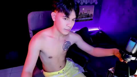 Snapshot of bentlyfuck chatting on January 2, 2025, 7:55 am bentlyfuck online show from January 2, 2025, 7:55 am