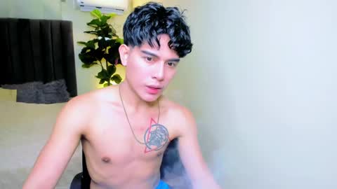 Snapshot of bentlyfuck chatting on January 21, 2025, 9:25 pm bentlyfuck online show from January 21, 2025, 9:25 pm