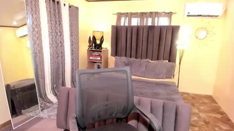 Snapshot of bentlyfuck chatting on March 5, 2025, 2:36 am bentlyfuck online show from March 5, 2025, 2:36 am