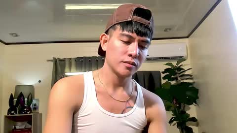 Snapshot of bentlyfuck chatting on October 19, 2025, 6:47 am bentlyfuck online show from October 19, 2025, 6:47 am