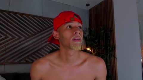 bento_fox online show from September 15, 2025, 3:06 am