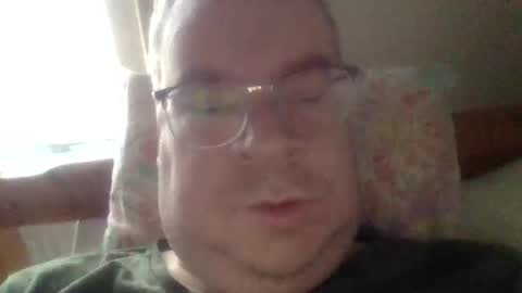 Snapshot of bentre2022 chatting on January 31, 2025, 11:03 am SimonJones2000 online show from January 31, 2025, 11:03 am