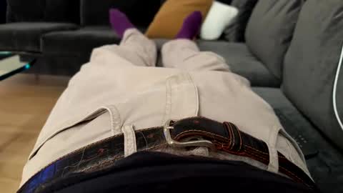 benz10001 online show from January 1, 2025, 4:50 am