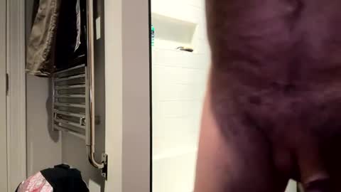 benz10001 online show from January 2, 2025, 12:35 pm