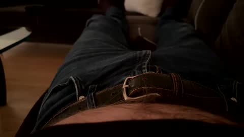 benz10001 online show from January 7, 2025, 12:03 am