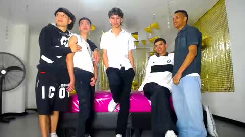 benz boys online show from February 11, 2025, 12:16 pm