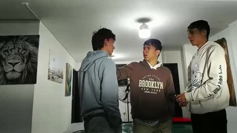 benz boys online show from October 11, 2025, 11:31 am