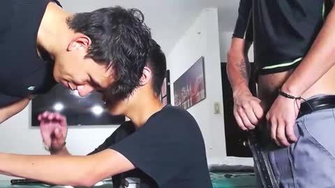 benz boys online show from October 19, 2025, 12:17 pm