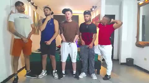 benz boys online show from December 21, 2025, 1:07 pm