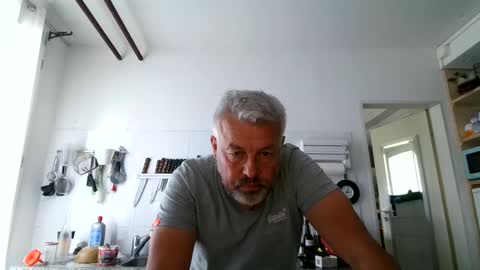 Martin online show from September 25, 2025, 1:04 pm