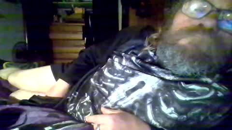 bergeeric1970 online show from November 4, 2025, 4:00 am