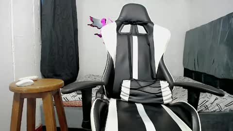 Bergon77 online show from April 17, 2026, 7:11 am