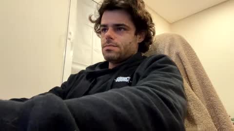 Berltex online show from April 16, 2026, 2:34 am