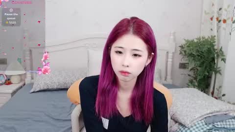 berniceafra online show from November 10, 2025, 5:23 pm