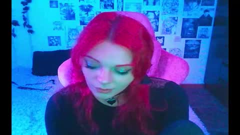 Snapshot of berriekitten chatting on October 24, 2025, 6:37 pm BerrieKitten online show from October 24, 2025, 6:37 pm