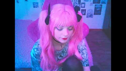Snapshot of berriekitten chatting on May 17, 2026, 1:58 am BerrieKitten online show from May 17, 2026, 1:58 am
